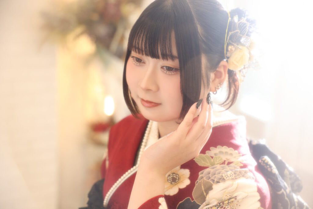 振袖富山　前撮り　成人式　ハレの日　髪飾り　黒ネイル
