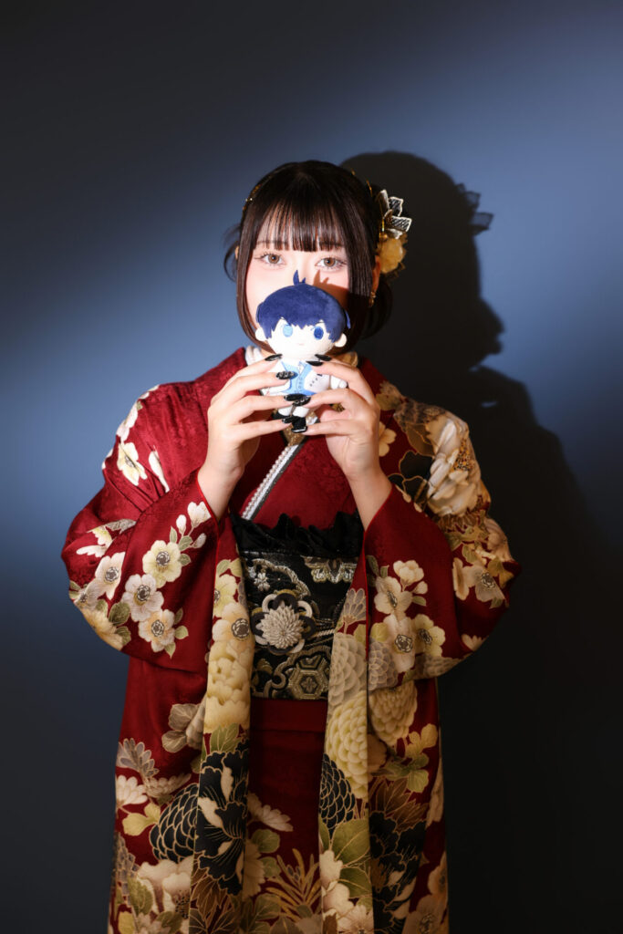 振袖富山 前撮り 成人式 ハレの日 ブルーロック 推しグッズ 推しぬい ぬい活 黒ネイル